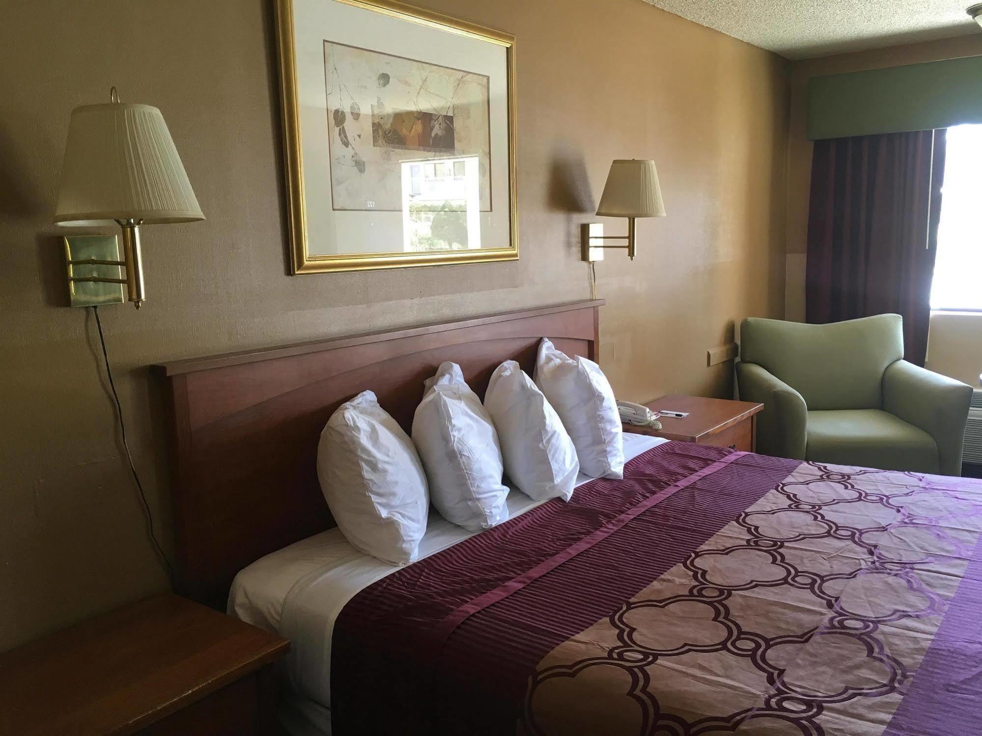 Americas Best Value Inn - Κάρσον Σίτι Εξωτερικό φωτογραφία
